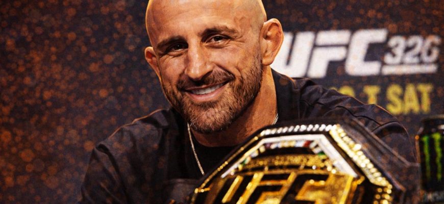 Volkanovski, rodeado de aspirantes